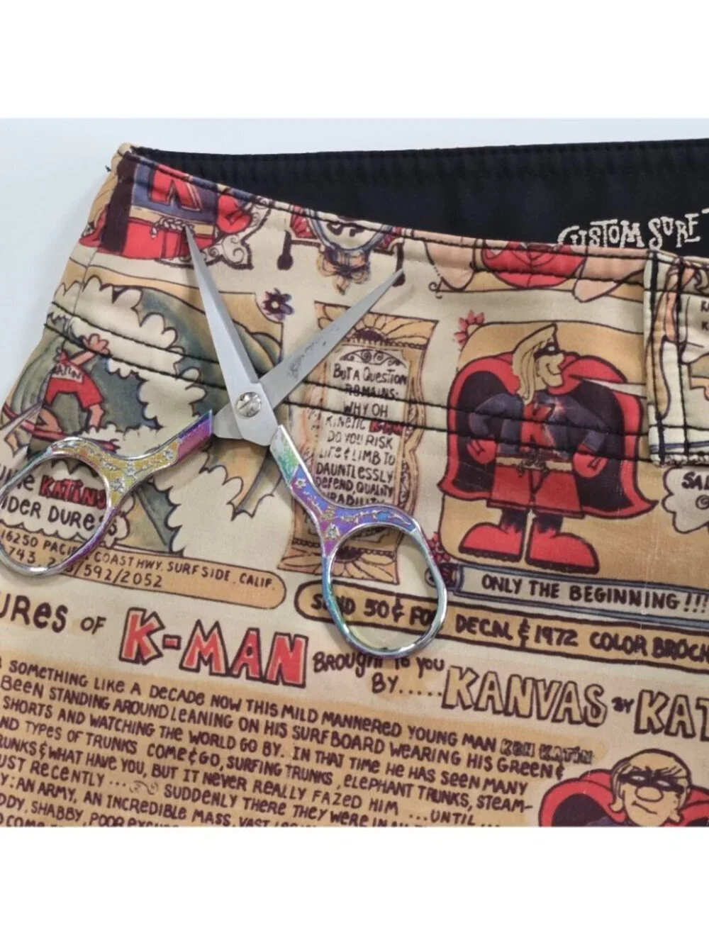 Kanvas By Katin Surf Shorts Mens 34 Multi Comics AOP Pockets Summer Beach Edgy